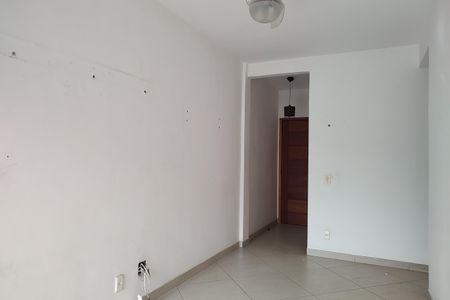 Apartamento para alugar com 66m², 2 quartos e 1 vagaSala