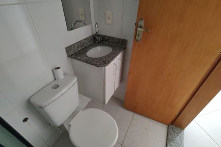 Apartamento para alugar com 66m², 2 quartos e 1 vagaBanheiro Social