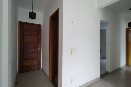Sala de apartamento para alugar com 2 quartos, 66m² em Pechincha, Rio de Janeiro