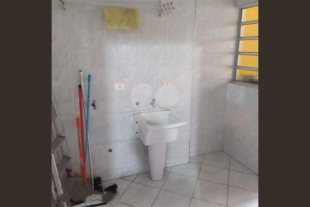Casa à venda com 2 quartos, 160m² em Jardim Mangalot, São Paulo