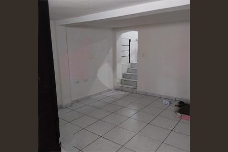 Casa à venda com 2 quartos, 160m² em Jardim Mangalot, São Paulo