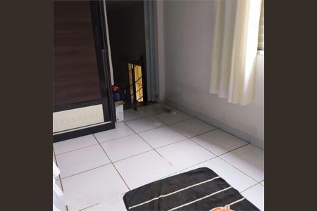 Casa à venda com 2 quartos, 160m² em Jardim Mangalot, São Paulo