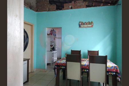 Casa à venda com 146m², 3 quartos e 1 vaga