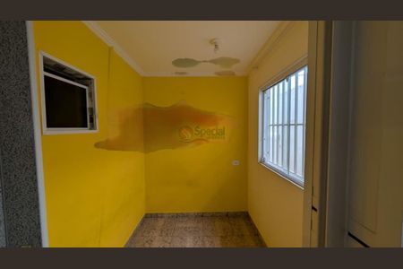 Casa à venda com 4 quartos, 170m² em Jardim dos Ipes, São Paulo