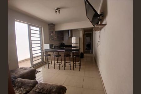 SALA de casa à venda com 3 quartos, 197m² em City Bussocaba, Osasco