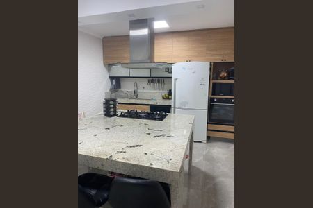 Casa à venda com 186m², 3 quartos e 2 vagas Casa à venda com 186m², 3 quartos e 2 vagasCOZINHA