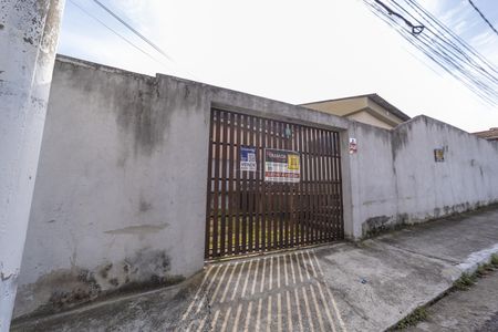 Casa para alugar com 120m², 1 quarto e 3 vagas Casa para alugar com 120m², 1 quarto e 3 vagasFachada