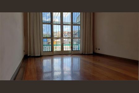 Casa à venda com 3 quartos, 155m² em Vila Boacava, São Paulo