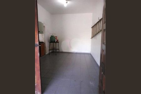 Casa à venda com 3 quartos, 155m² em Vila Boacava, São Paulo