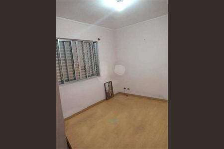 Casa à venda com 3 quartos, 155m² em Vila Boacava, São Paulo