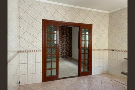 Casa à venda com 100m², 1 quarto e 2 vagas