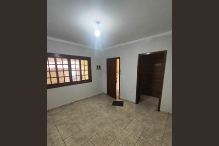 Casa à venda com 100m², 1 quarto e 2 vagas