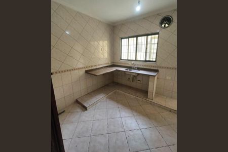 Casa à venda com 100m², 1 quarto e 2 vagas
