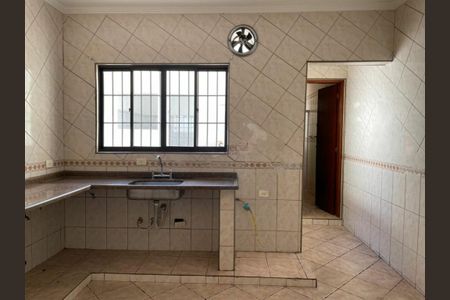 Casa à venda com 100m², 1 quarto e 2 vagas