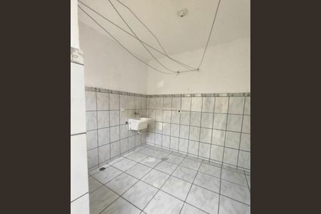 Casa à venda com 100m², 1 quarto e 2 vagas