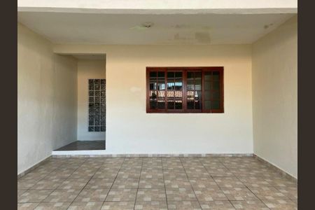 Casa à venda com 100m², 1 quarto e 2 vagas