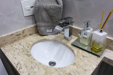 Apartamento à venda com 69m², 2 quartos e 2 vagas Apartamento à venda com 69m², 2 quartos e 2 vagasBanheiro