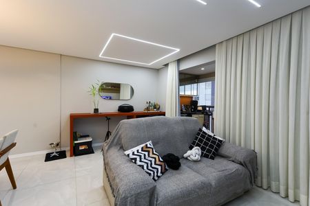 Sala  de apartamento à venda com 2 quartos, 69m² em Vila Andrade, São Paulo
