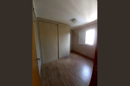 Quarto de apartamento para alugar com 2 quartos, 56m² em Jardim Nova Taboao, Guarulhos