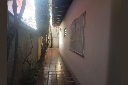 Casa à venda com 200m², 3 quartos e 4 vagas