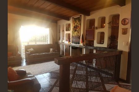 Casa à venda com 200m², 3 quartos e 4 vagas