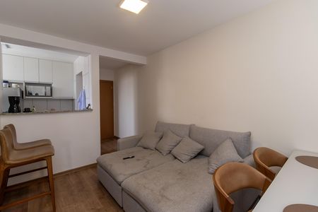 Sala de apartamento para alugar com 2 quartos, 90m² em Castelo, Belo Horizonte