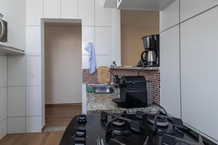 Apartamento à venda com 90m², 2 quartos e 2 vagas Apartamento à venda com 90m², 2 quartos e 2 vagasCozinha e Área de Serviço