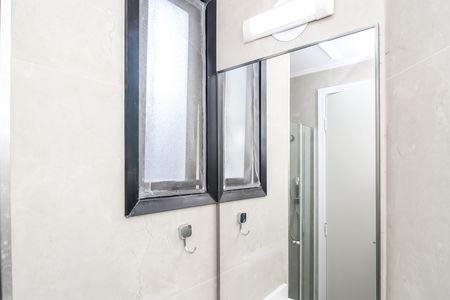 Apartamento para alugar com 62m², 2 quartos e 2 vagas Apartamento para alugar com 62m², 2 quartos e 2 vagasBanheiro da Suíte