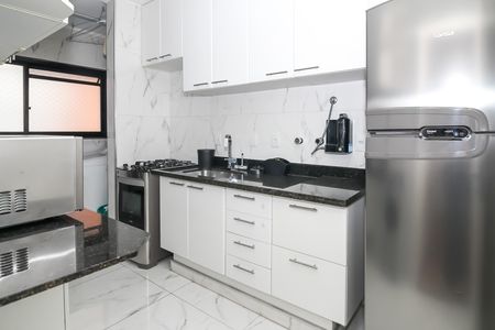 Apartamento para alugar com 62m², 2 quartos e 2 vagas Apartamento para alugar com 62m², 2 quartos e 2 vagasCozinha