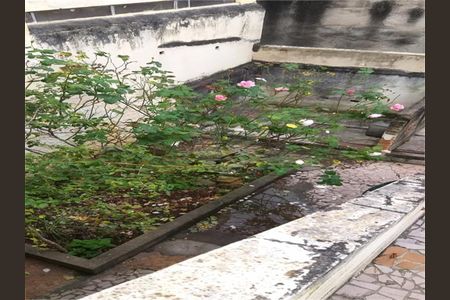 Casa à venda com 3 quartos, 145m² em Chora Menino, São Paulo