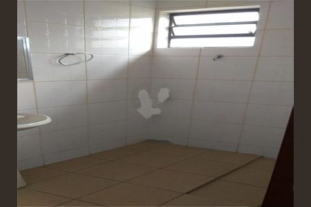 Casa à venda com 3 quartos, 145m² em Chora Menino, São Paulo