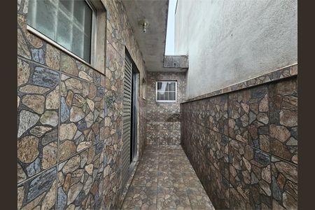Casa à venda com 180m², 4 quartos e 2 vagas