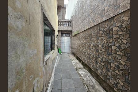 Casa à venda com 180m², 4 quartos e 2 vagas