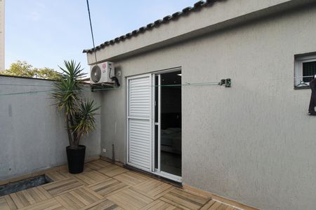 Varanda de casa à venda com 3 quartos, 140m² em Ferreira, São Paulo