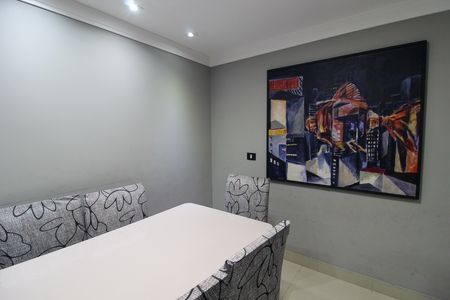 Casa à venda com 140m², 3 quartos e 2 vagas Casa à venda com 140m², 3 quartos e 2 vagasCozinha