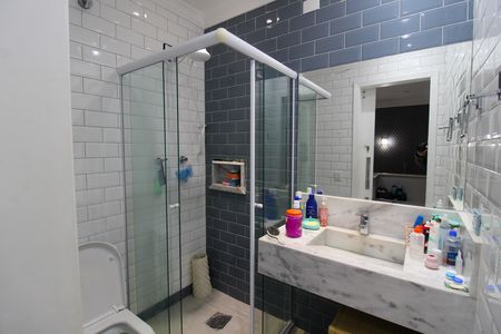 Casa à venda com 140m², 3 quartos e 2 vagas Casa à venda com 140m², 3 quartos e 2 vagasBanheiro