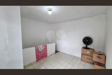 Casa à venda com 4 quartos, 100m² em Jardim São Jorge, São Paulo
