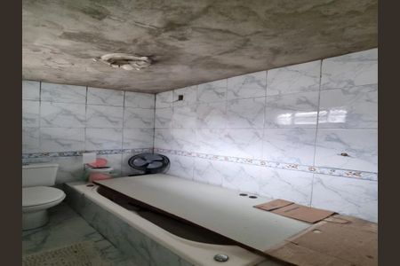 Casa à venda com 100m², 4 quartos e 2 vagas