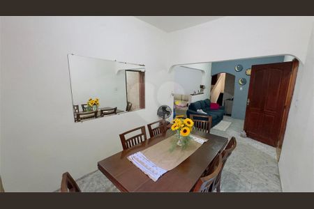 Casa à venda com 4 quartos, 140m² em Jardim Neide, São Paulo