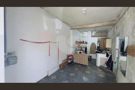 Casa à venda com 140m², 4 quartos e sem vaga