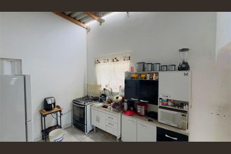 Casa à venda com 4 quartos, 140m² em Jardim Neide, São Paulo