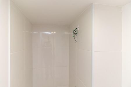 Apartamento à venda com 38m², 2 quartos e 1 vaga Apartamento à venda com 38m², 2 quartos e 1 vagaBanheiro social
