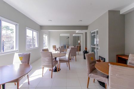 Apartamento à venda com 38m², 2 quartos e 1 vaga Apartamento à venda com 38m², 2 quartos e 1 vagaÁrea comum - Salão de festas
