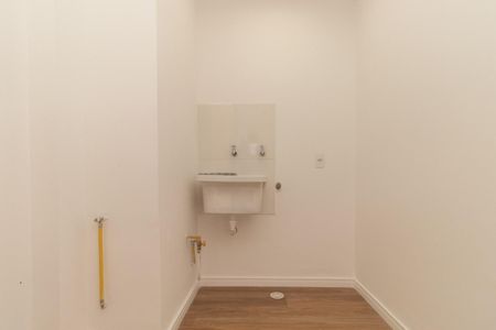 Apartamento à venda com 38m², 2 quartos e 1 vaga Apartamento à venda com 38m², 2 quartos e 1 vagaÁrea de Serviço