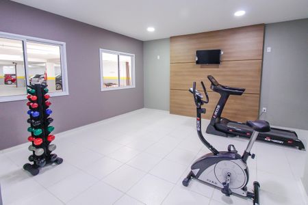 Apartamento à venda com 38m², 2 quartos e 1 vaga Apartamento à venda com 38m², 2 quartos e 1 vagaÁrea comum - Academia
