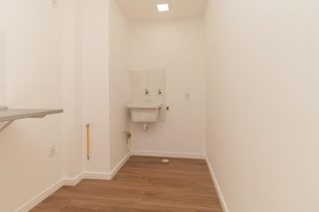 Apartamento à venda com 38m², 2 quartos e 1 vaga Apartamento à venda com 38m², 2 quartos e 1 vagaÁrea de Serviço