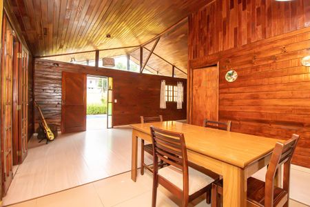 Casa para alugar com 180m², 3 quartos e 2 vagasCozinha - Armários