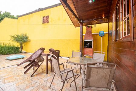 Casa para alugar com 180m², 3 quartos e 2 vagasChurrasqueira
