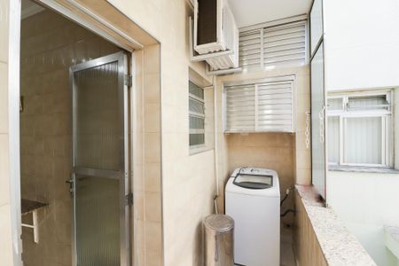 Apartamento para alugar com 52m², 2 quartos e sem vaga Apartamento para alugar com 52m², 2 quartos e sem vagaCozinha e Área de Serviço