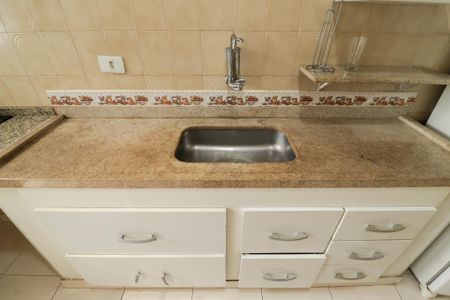 Apartamento para alugar com 52m², 2 quartos e sem vaga Apartamento para alugar com 52m², 2 quartos e sem vagaCozinha e Área de Serviço